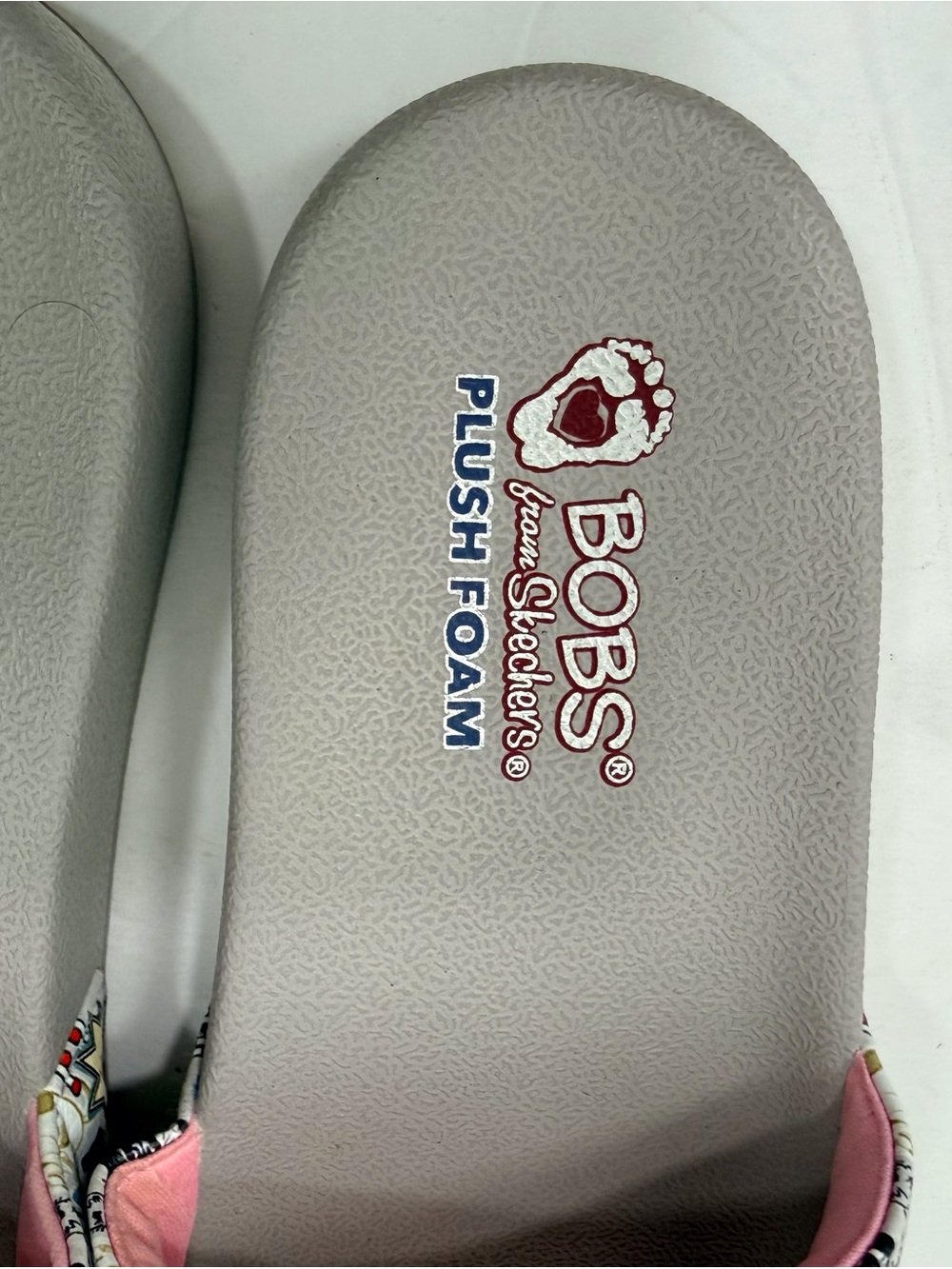 Skechers BOBS Gray Slide Sandals with Multicolor Dogs Print Graphic Strap - Picture 4 of 7